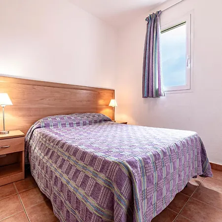 Prázdninový areál Vacanceole - Sognu Di Rena San-Nicolao