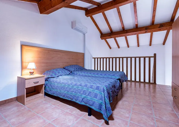 Prázdninový areál Vacanceole - Sognu Di Rena *