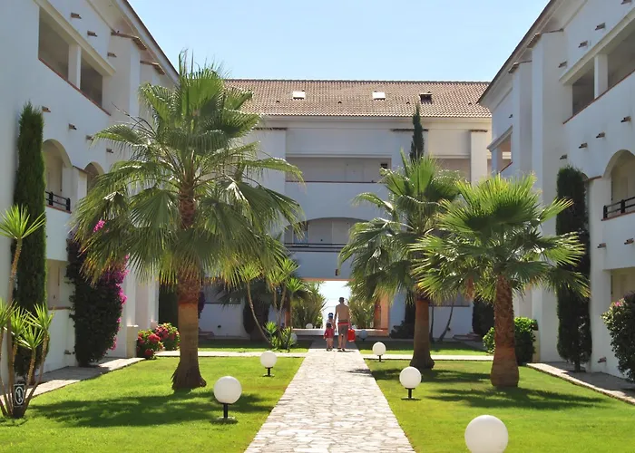 Prázdninový areál Vacanceole - Sognu Di Rena San-Nicolao